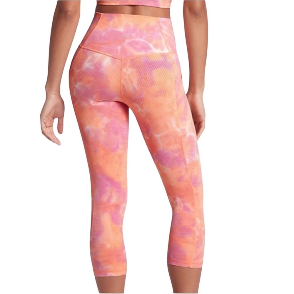 Athleta Salutation Stash Pocket II Capri Leggings - Picture 3 of 9